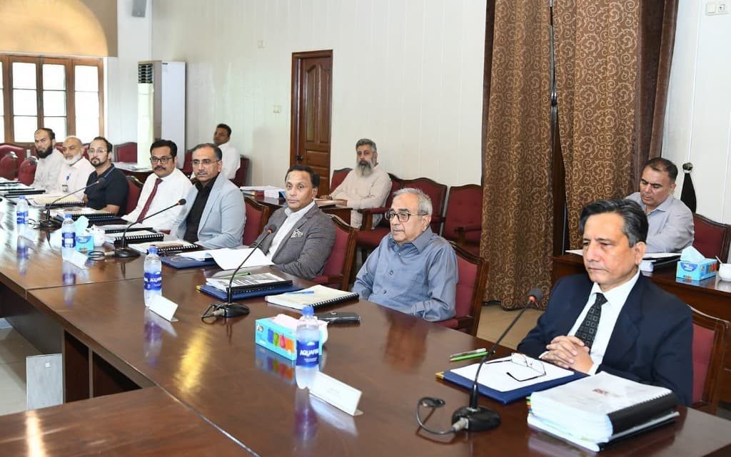 Wide view of the UVAS Syndicate Room